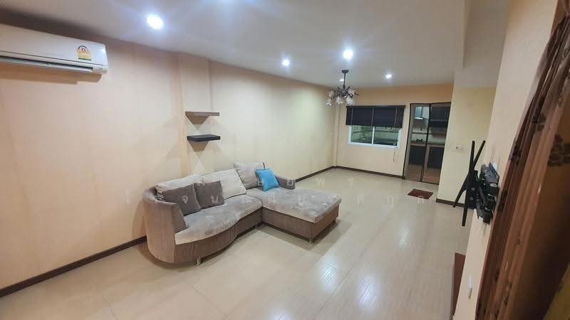 The Attic Lite Chaengwattana, nonthaburi, Soi Si Chai Thong 29/2, Bang Talat, Pak Kret, Nonthaburi, 3 Bedrooms, 200 sqm, Townhouse For Sale, by ภวิษย์พร โรจนเกียรติกุล, 500588297 - DDproperty.com
