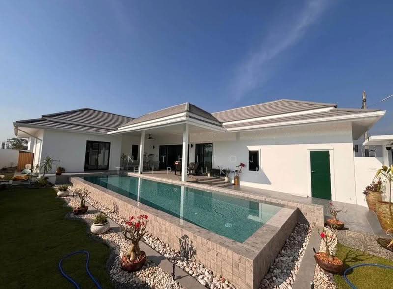 Botanica Hua Hin : โบทานิกา หัวหิน, ประจวบคีรีขันธ์, 542 Thap Tai, ทับใต้, หัวหิน, ประจวบคีรีขันธ์, 220 ตร.ม., วิลล่า ขาย, โดย Nithiroj Thipsukum, 500588332 - DDproperty.com