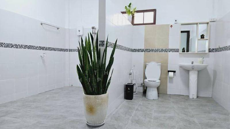 3-BR House, prachuap-khiri-khan, Ko Lak, Muang Prachaubkirikhan, Prachuap Khiri Khan, 3 Bedrooms, 240 sqm, Single Detached House For Sale, by Nithiroj Thipsukum, 500588339 - DDproperty.com