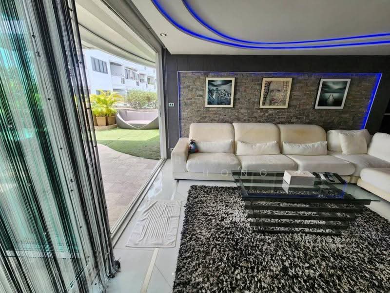 Floraville Condominium, bangkok, 51 Pattanakarn, Suan Luang, Bangkok, 2 Bedrooms, 163 sqm, Condo For Rent, by Natthapong Laomahong, 500588367 - DDproperty.com