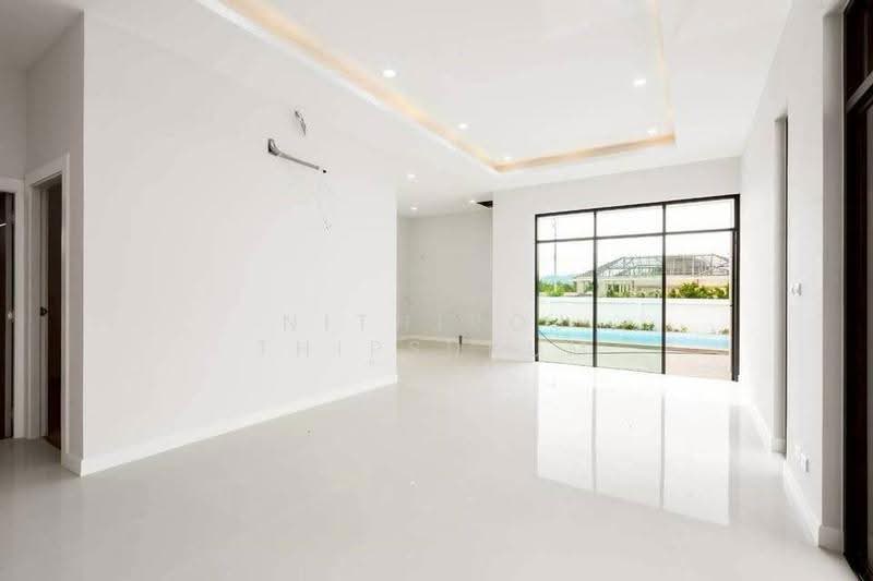 3-BR House, prachuap-khiri-khan, Nong Kae, Hua Hin, Prachuap Khiri Khan, 3 Bedrooms, 160 sqm, Single Detached House For Sale, by Nithiroj Thipsukum, 500588437 - DDproperty.com