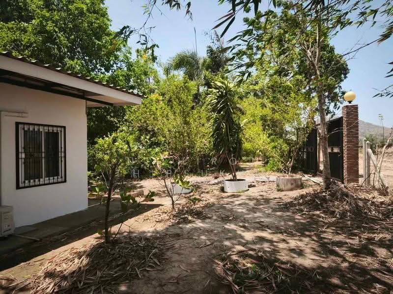1-BR House, prachuap-khiri-khan, Pak Nam Pran, Pran Buri, Prachuap Khiri Khan, 1 Bedroom, 47 sqm, Single Detached House For Sale, by Nithiroj Thipsukum, 500588449 - DDproperty.com