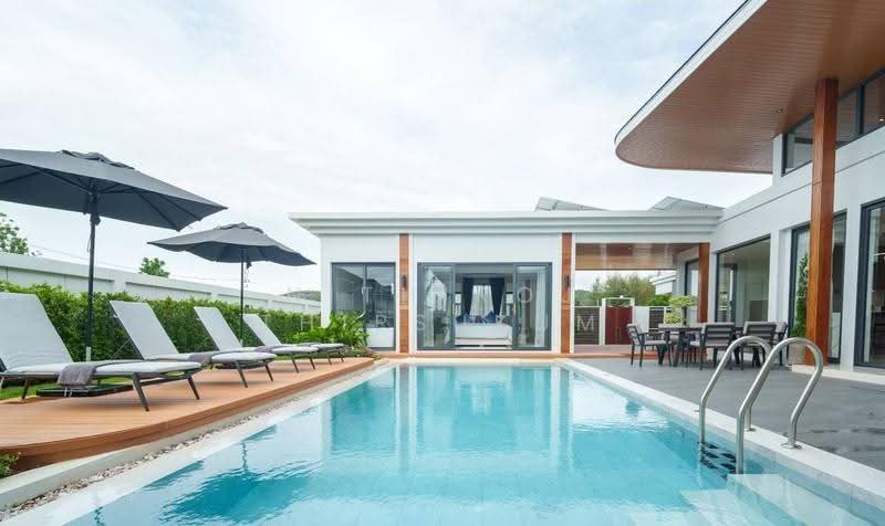 Thipurai Luxury Pool Villa, prachuap-khiri-khan, Nong Kae, Hua Hin, Prachuap Khiri Khan, 3 Bedrooms, 407 sqm, Villa For Sale, by Nithiroj Thipsukum, 500588649 - DDproperty.com