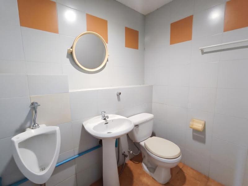 อาคารพาณิชย์ รามอินทรา กม.2 (ซอยลาดปลาเค้า 93), bangkok, Anusaowari, Bang Khen, Bangkok, 3 Bedrooms, 250 sqm, Townhouse For Sale, by THE LIVING HUB, 500588678 - DDproperty.com