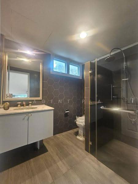 Large detached private house Sukhumvit 107 near BTS Bearing (SPSP677), samut-prakan, สุขุมวิท107, Samrong Nua, Muang Samut Prakarn, Samut Prakan, 3 Bedrooms, 250 sqm, Single Detached House For Rent, by Agent Pla, 500588681 - DDproperty.com