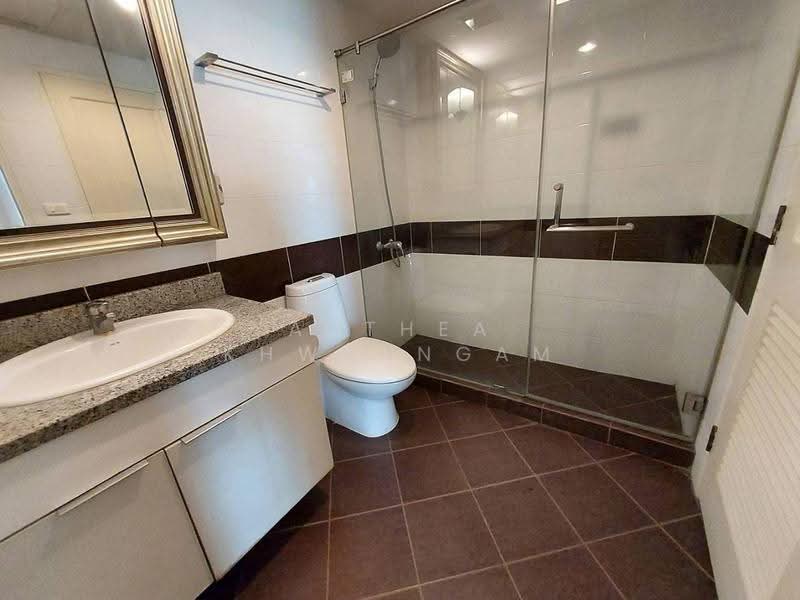 Serene Place Sukhumvit 24, bangkok, 9 Soi Sukhumvit 24, Sukhumvit Road, Khong Tan, Khlong Toei, Bangkok, 2 Bedrooms, 110 sqm, Condo For Sale, by Anthea Khwanngam, 500588756 - DDproperty.com