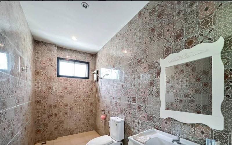 4-BR House, prachuap-khiri-khan, Nong Kae, Hua Hin, Prachuap Khiri Khan, 4 Bedrooms, 290 sqm, Single Detached House For Sale, by Nithiroj Thipsukum, 500588758 - DDproperty.com
