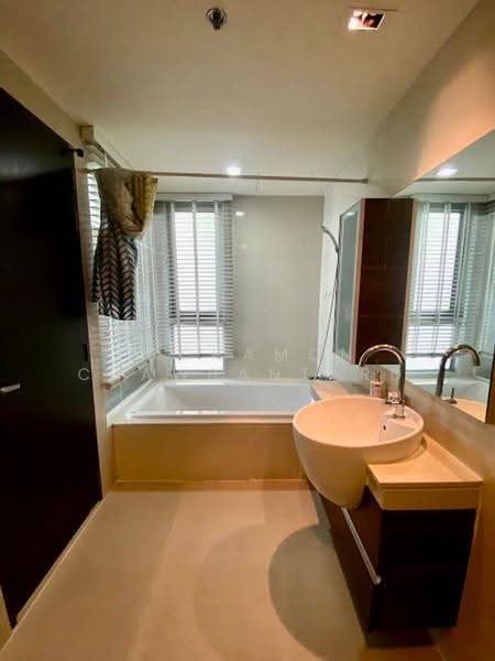 Sky Walk Residences, bangkok, 1599 Sukhumvit Road, Phra Kanong Nua, Watthana, Bangkok, 2 Bedrooms, 60 sqm, Condo For Rent, by Pichamon Chawbantard, 500588783 - DDproperty.com