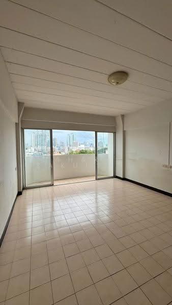 TC Tower Condo, bangkok, Soi 20 Mithuna, Huai Khwang, Bangkok, Studio, 33 sqm, Condo For Sale, by Saharat Sakulsaowapakkul, 500588873 - DDproperty.com