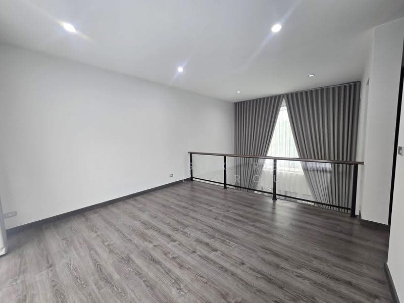 Baan Klang Muang Classe Sukhumvit 77, bangkok, Soi On Nut 21, Suan Luang, Bangkok, 2 Bedrooms, 214 sqm, Single Detached House For Rent, by Forty-Six Real Estate Group, 500588896 - DDproperty.com
