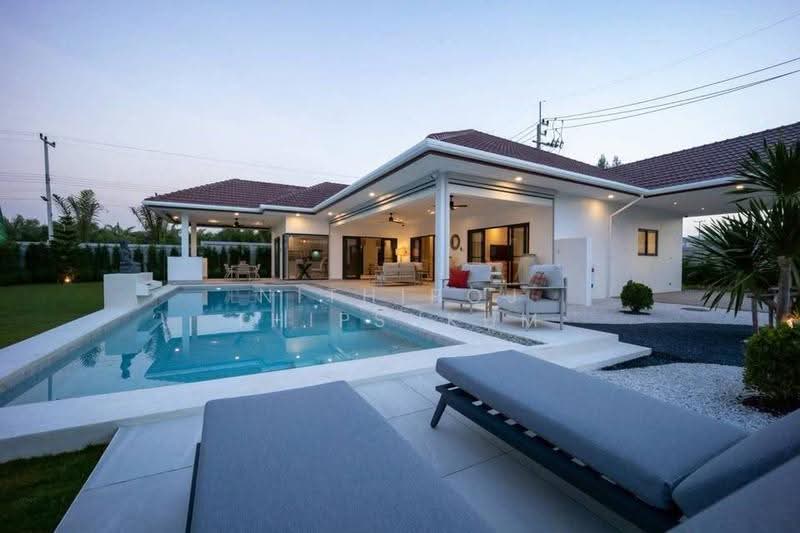 3-BR House, prachuap-khiri-khan, Nong Kae, Hua Hin, Prachuap Khiri Khan, 3 Bedrooms, 250 sqm, Single Detached House For Sale, by Nithiroj Thipsukum, 500588908 - DDproperty.com