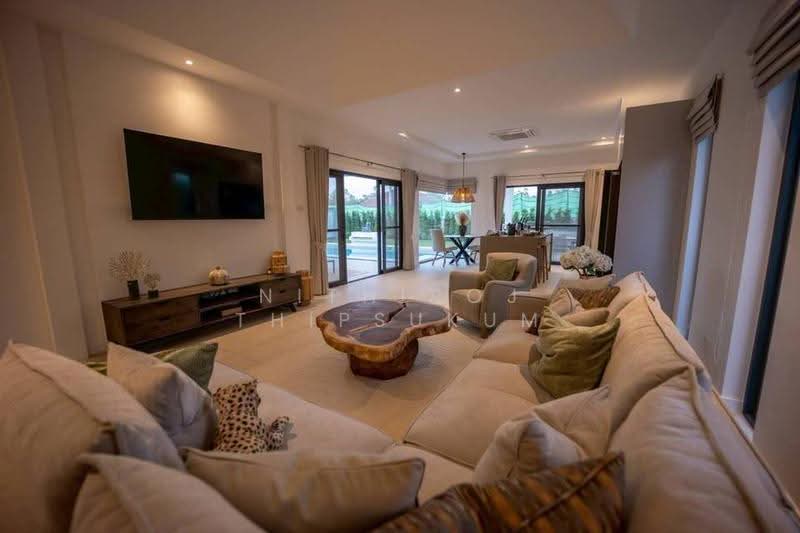 3-BR House, prachuap-khiri-khan, Nong Kae, Hua Hin, Prachuap Khiri Khan, 3 Bedrooms, 250 sqm, Single Detached House For Sale, by Nithiroj Thipsukum, 500588908 - DDproperty.com