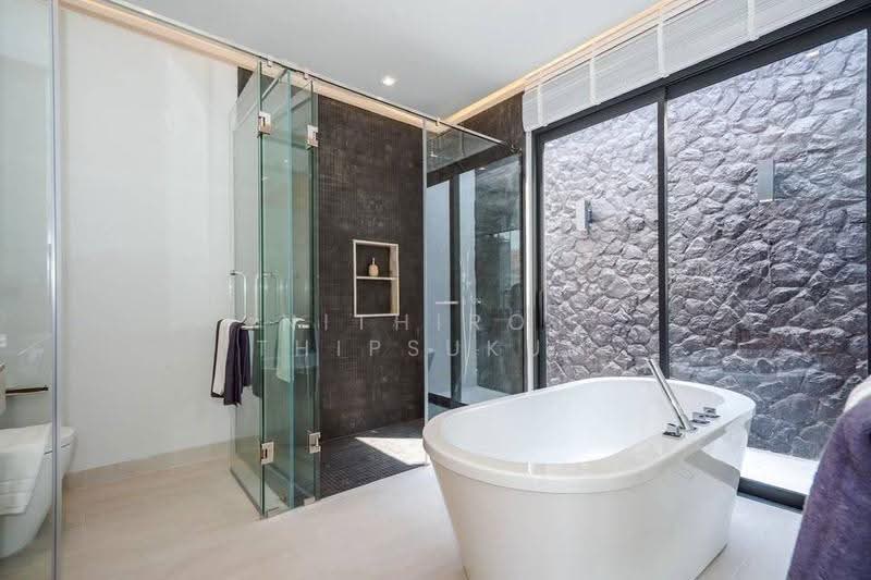 4-BR House, prachuap-khiri-khan, Nong Kae, Hua Hin, Prachuap Khiri Khan, 4 Bedrooms, 410 sqm, Single Detached House For Sale, by Nithiroj Thipsukum, 500588912 - DDproperty.com