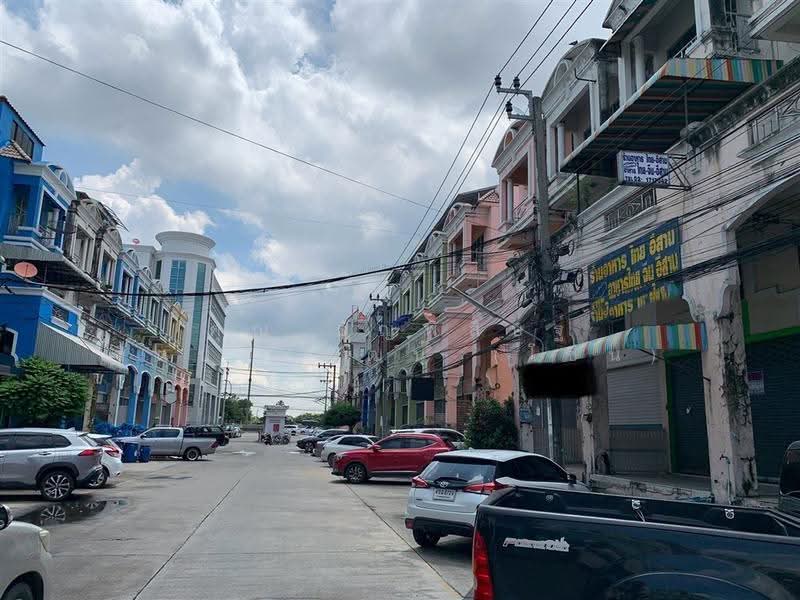 รุ่งกิจวิลล่า14 ซอยร่มเกล้า38, bangkok, ถนนร่มเกล้า, Khlong Sam Prawet, Lat Krabang, Bangkok, , 200 sqm, Shophouse For Sale, by คุณ ธัญพิสิษฐ์ จิตประพัฒน์ (โซน), 500588917 - DDproperty.com