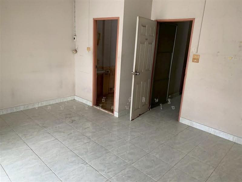 รุ่งกิจวิลล่า14 ซอยร่มเกล้า38, bangkok, ถนนร่มเกล้า, Khlong Sam Prawet, Lat Krabang, Bangkok, , 200 sqm, Shophouse For Sale, by คุณ ธัญพิสิษฐ์ จิตประพัฒน์ (โซน), 500588917 - DDproperty.com