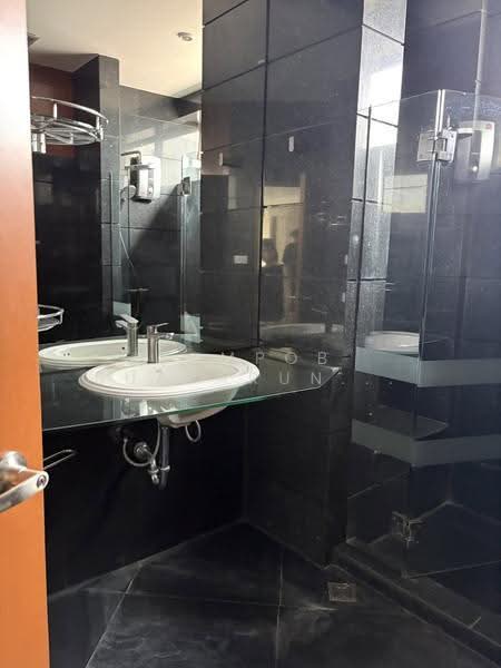 River House Condominium, bangkok, 764 Lat Ya Road, Khlong San, Bangkok, 3 Bedrooms, 220 sqm, Condo For Rent, by Sompob Buaparungsri, 500588969 - DDproperty.com