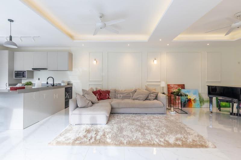 5-Bedroom Lakeview Villa for Sale at Angsana Villas, Laguna Phuket, phuket, Choeng Thale, Thalang, Phuket, 5 Bedrooms, 260 sqm, Villa For Sale, by Fazwaz (Thailand) Co., Ltd., 500588980 - DDproperty.com