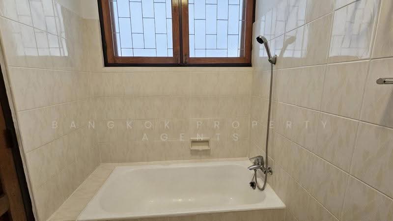 CS Villa, bangkok, 11-1 Soi Sukhumvit 61, Khlong Tan Nua, Watthana, Bangkok, 2 Bedrooms, 150 sqm, Condo For Rent, by BANGKOK PROPERTY AGENTS, 500588982 - DDproperty.com