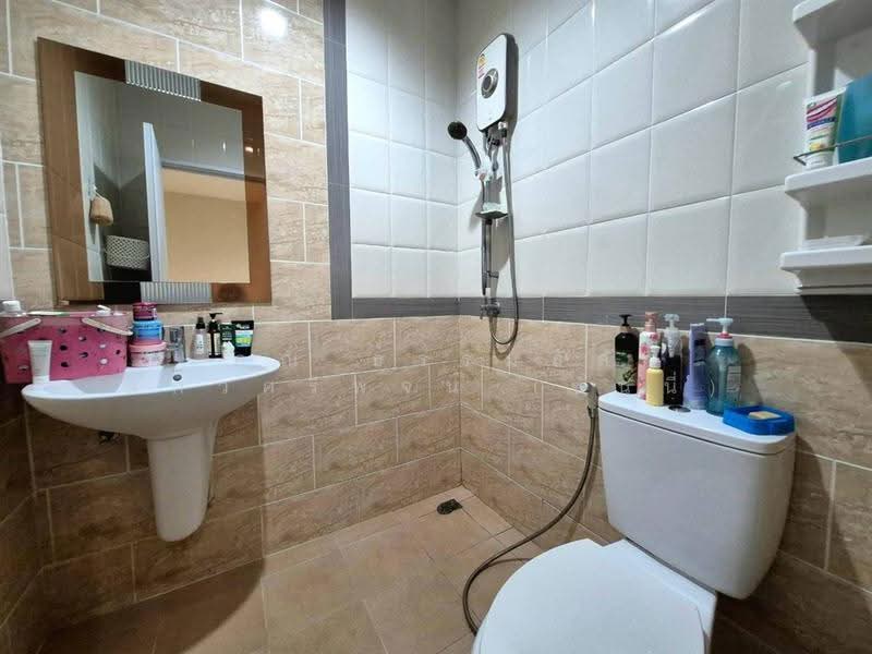 Golden Town Chaiyaphruek – Wongwean, nonthaburi, Bang Kluai - Sai Noi Road, Sai Noi, Nonthaburi, 4 Bedrooms, 110 sqm, Townhouse For Sale, by คุณ ธรรมธัส แก้วศรีพจน์ (ซันนี่), 500589014 - DDproperty.com