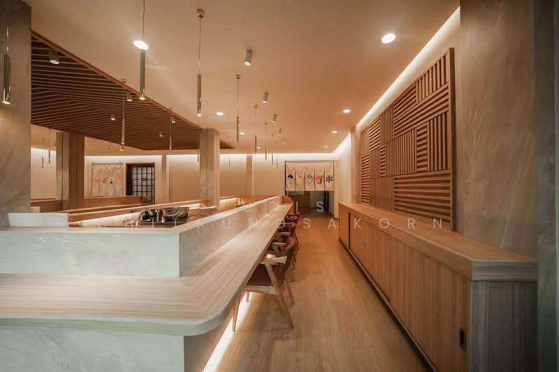 2-Storey Commercial Building for Rent with Takeover | Ekkamai, bangkok, Khlong Tan Nua, Watthana, Bangkok, , 400 sqm, Shophouse For Rent, by Pudis Chitrungsakorn, 500589074 - DDproperty.com