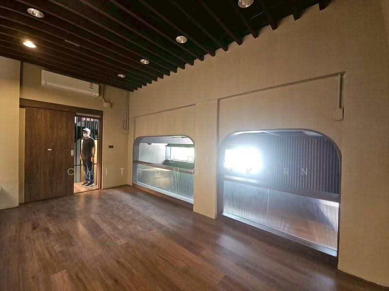 3-Storey Commercial Building for Rent – Sukhumvit, Thonglor, bangkok, Khlong Tan Nua, Watthana, Bangkok, , 370 sqm, Shophouse For Rent, by Pudis Chitrungsakorn, 500589115 - DDproperty.com