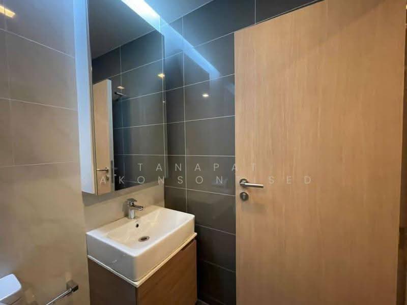 M Thonglor 10, bangkok, 9 Soi Ekkamai 12, Ekkamai Road, Khlong Tan Nua, Watthana, Bangkok, 1 Bedroom, 30 sqm, Condo For Sale, by Tanapat Sakonsontised, 500589122 - DDproperty.com