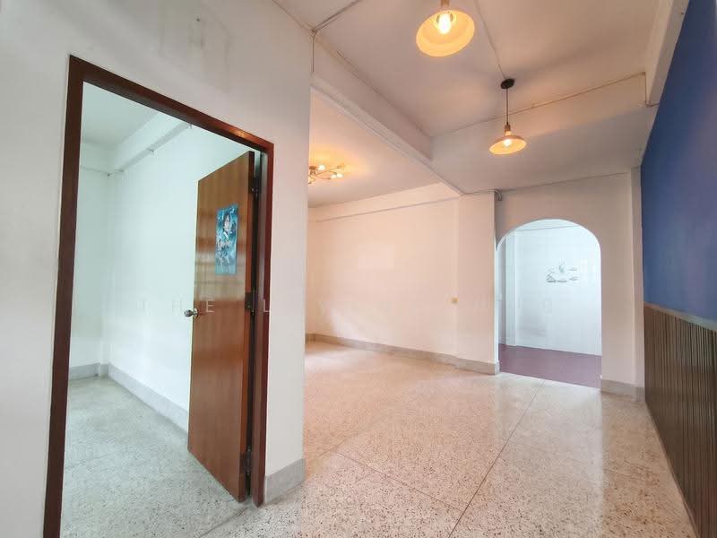Wichit Nakhon 2, bangkok, Rama 2 Road, Bangmot, Chom Thong, Bangkok, 5 Bedrooms, 320 sqm, Single Detached House For Sale, by THE LIVING HUB, 500589150 - DDproperty.com