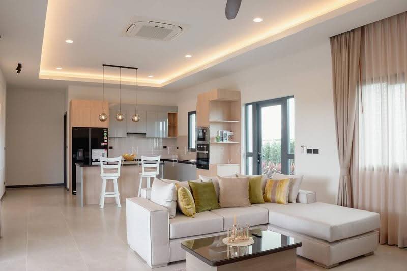 undefined, prachuap-khiri-khan, Thap Tai, Hua Hin, Prachuap Khiri Khan, 3 Bedrooms, 240 sqm, Villa For Sale, by Nithiroj Thipsukum, 500589280 - DDproperty.com