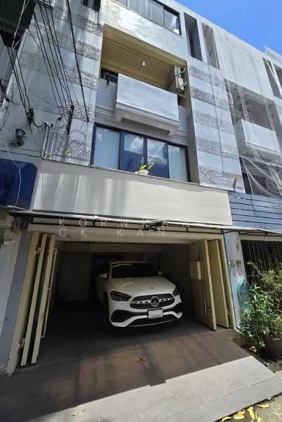Townhome Thonglor Sukhumvit 49, bangkok, สุขุมวิท 49, Khlong Tan Nua, Watthana, Bangkok, 3 Bedrooms, 260 sqm, Townhouse For Rent, by Kornkanock Kanockpradit, 500589316 - DDproperty.com