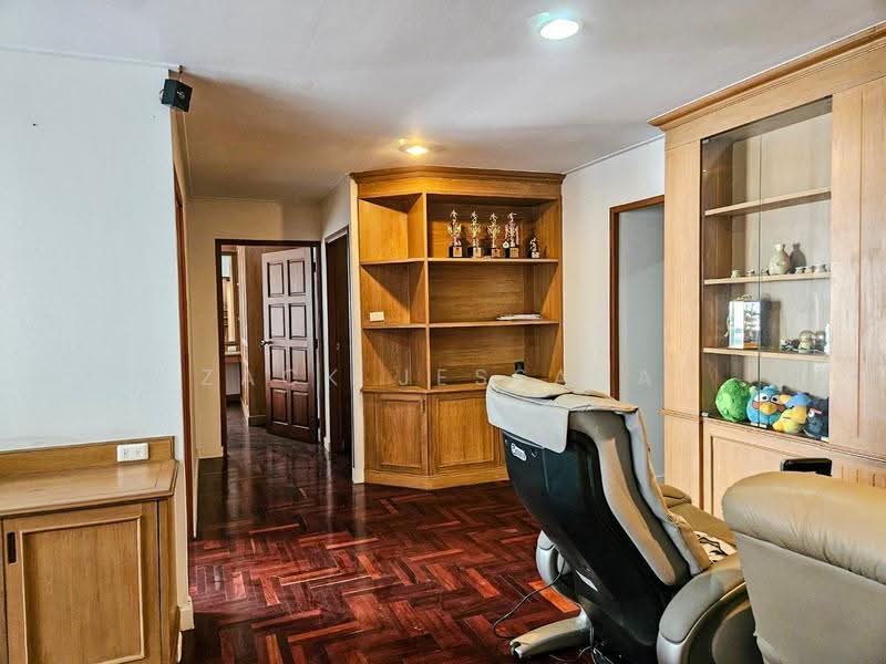 Richmond Palace, bangkok, Soi Sukhumvit 43 Sukhumvit Road, Khlong Tan Nua, Watthana, Bangkok, 3 Bedrooms, 147 sqm, Condo For Sale, by Zack Jessada, 500589343 - DDproperty.com