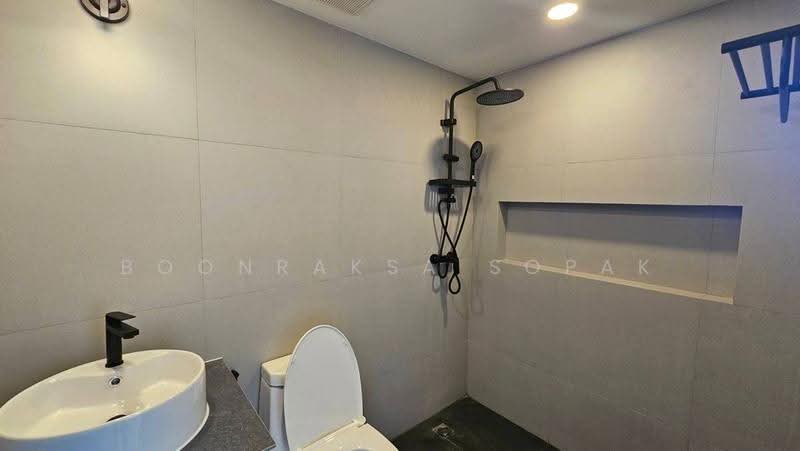 Omni Tower Sukhumvit Nana, bangkok, 69 Sukhumvit 4 Alley, Khlong Toei, Bangkok, 4 Bedrooms, 120 sqm, Condo For Rent, by Boonraksa Sopak, 500589385 - DDproperty.com