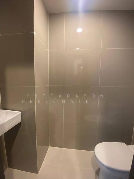 XT Huaikhwang, bangkok, 244 Ratchadaphisek Road, Huai Khwang, Bangkok, 1 Bedroom, 30 sqm, Condo For Rent, by Pattarapon Preechalertpiriya, 500589418 - DDproperty.com