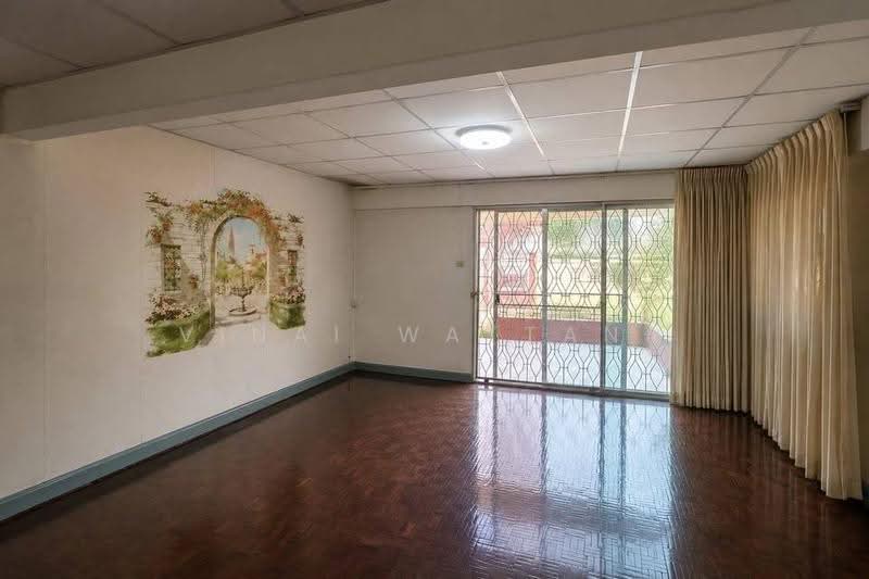บ้าน 3-ห้องนอน, กรุงเทพ, สะพานสูง, กรุงเทพ, 150 ตร.ม., บ้านเดี่ยว ให้เช่า, โดย Vinai Wattana, 500589438 - DDproperty.com