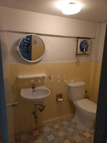 3-BR House, bangkok, Saphan Sung, Bangkok, 3 Bedrooms, 150 sqm, Single Detached House For Rent, by Vinai Wattana, 500589438 - DDproperty.com