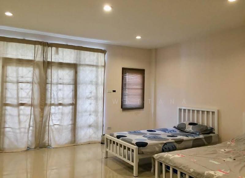 4-BR Townhouse, bangkok, Hua Mak, Bang Kapi, Bangkok, 4 Bedrooms, 368 sqm, Townhouse For Rent, by Vinai Wattana, 500589481 - DDproperty.com