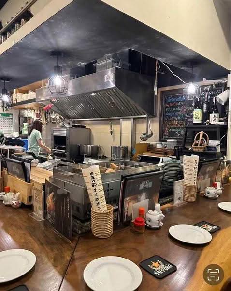 อาคารพาณิชย์ให้เช่า สุขุมวิท – พร้อมพงษ์ ใกล้ EmQuartier ทำเล Prime Location, กรุงเทพ, คลองตัน, คลองเตย, กรุงเทพ, 140 ตร.ม., ตึกแถว-อาคารพาณิชย์ ให้เช่า, โดย Pudis Chitrungsakorn, 500589504 - DDproperty.com