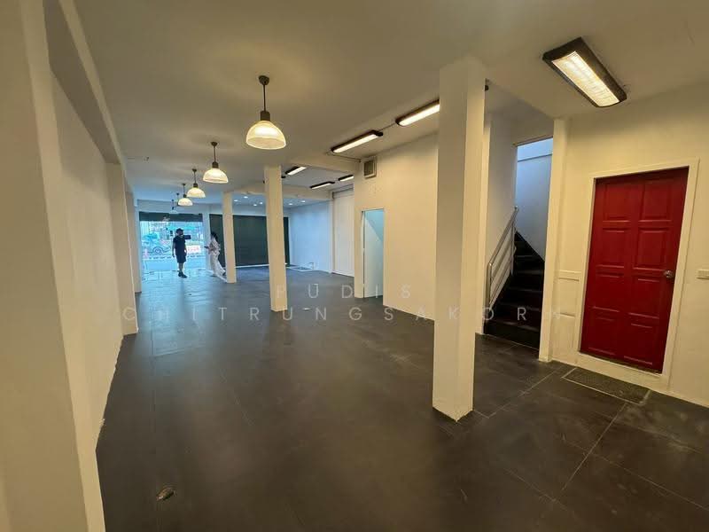 3-Storey Commercial Building for Rent – Thonglor, bangkok, Khlong Tan Nua, Watthana, Bangkok, , 154 sqm, Shophouse For Rent, by Pudis Chitrungsakorn, 500589545 - DDproperty.com