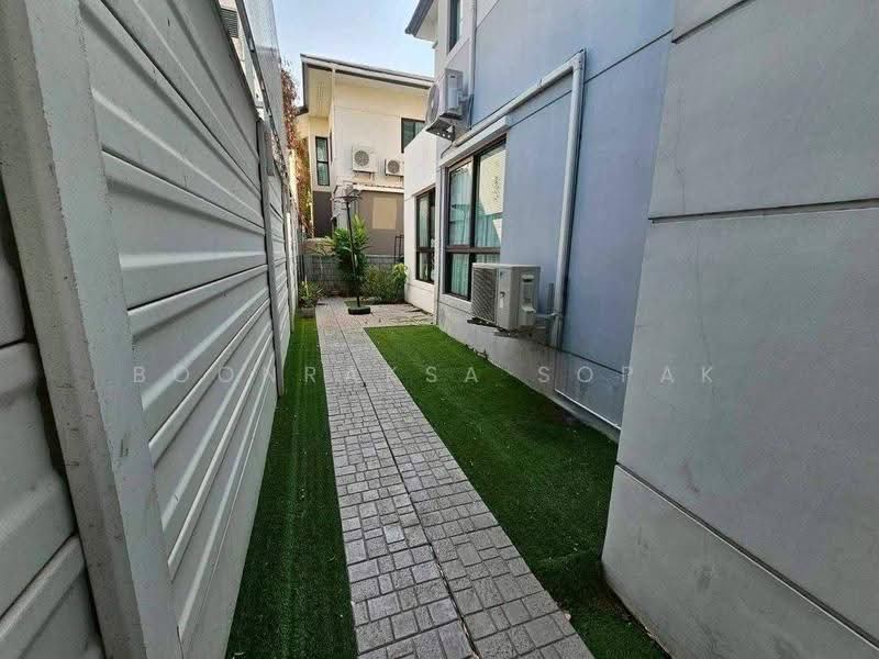 The City Ekkamai-Ladprao, bangkok, Pradit Manutham Road, Phlapphla, Wang Thonglang, Bangkok, 4 Bedrooms, 309 sqm, Single Detached House For Rent, by Boonraksa Sopak, 500589607 - DDproperty.com