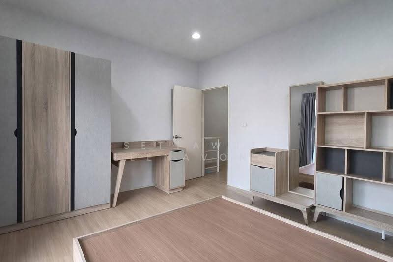 Baan Klang Muang Sukhumvit 77, bangkok, Soi On Nut 17, Suan Luang, Bangkok, 3 Bedrooms, 178 sqm, Townhouse For Sale, by Settawut Leenavong, 500589622 - DDproperty.com
