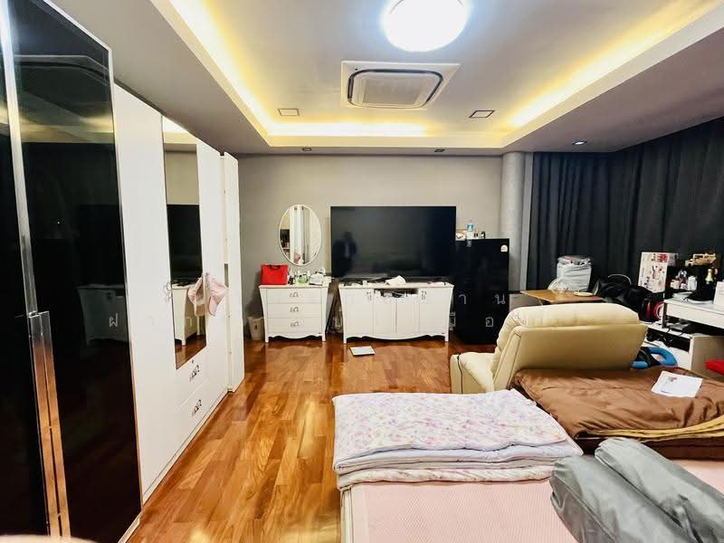 ขายโกดัง/ออฟฟิศ/บ้าน รวม 740ตร.ม.ซอยรามอินทรา38 แยก9 ใกล้ตลาดเลียบด่วนและทางด่วน เซ็นทรัลอีสต์วิลล์, bangkok, รามอินทรา, Nuan Chan, Bueng Kum, Bangkok, , 740 sqm, Warehouse/Factory For Sale, by ฝากขายบ้าน ฝากขายบ้านมือสอง ฝากขายอสัง Realty HuB, 500589691 - DDproperty.com