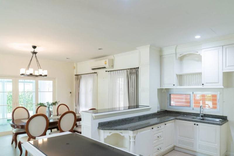 Nantawan Suanluang Rama 9, bangkok, Chaloem Phra Kiat Rama 9, Soi 62, Dok Mai, Prawet, Bangkok, 5 Bedrooms, 350 sqm, Single Detached House For Rent, by Airada Parasarn, 500589694 - DDproperty.com
