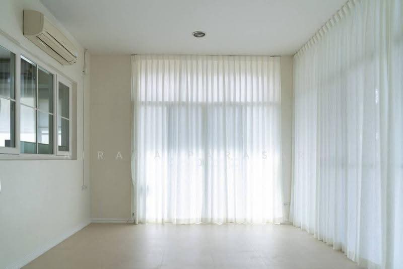 Nantawan Suanluang Rama 9, bangkok, Chaloem Phra Kiat Rama 9, Soi 62, Dok Mai, Prawet, Bangkok, 5 Bedrooms, 350 sqm, Single Detached House For Rent, by Airada Parasarn, 500589694 - DDproperty.com