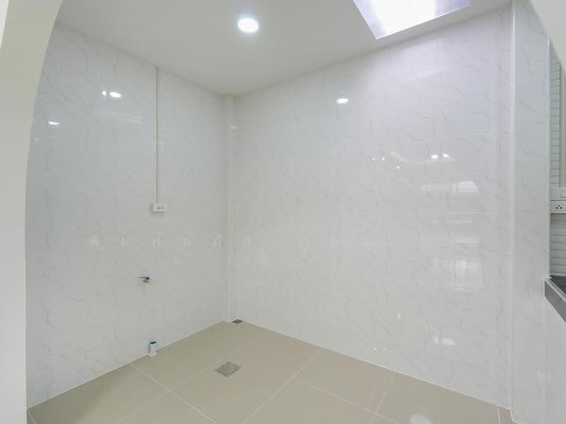Baan Pruksa 13 Rangsit-Klong 3, pathum-thani, Moobaan Pruksa 13, Khlong Sam, Khlong Luang, Pathum Thani, 3 Bedrooms, 72 sqm, Townhouse For Sale, by พิมพ์นภัส ภูธนภัทร, 500589707 - DDproperty.com