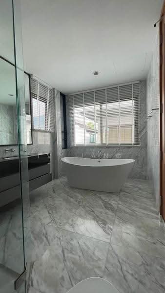 Grand Bangkok Boulevard Srinakarin, bangkok, Srinagarindra Rd, Nong Bon, Prawet, Bangkok, 3 Bedrooms, 320 sqm, Single Detached House For Rent, by Ivy Jang, 500589738 - DDproperty.com