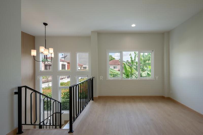 Ratchaphruek Suanluang Village, bangkok, ถนนเฉลิมพระเกียรติ ร.9 ซอย 54, Dok Mai, Prawet, Bangkok, 3 Bedrooms, 285 sqm, Single Detached House For Sale, by Nutty Property, 500589789 - DDproperty.com