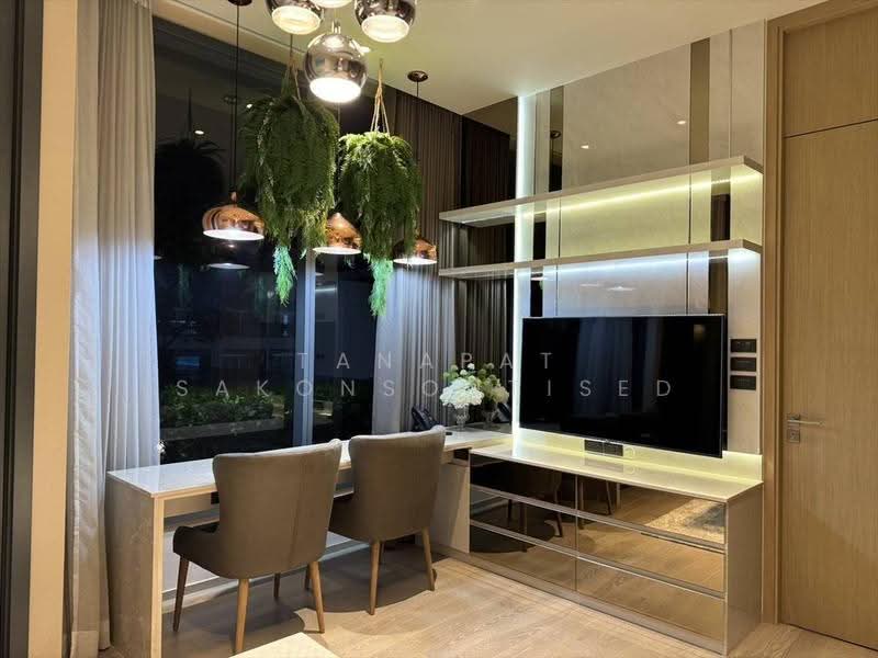 The Esse Asoke, bangkok, 333 Soi Sukhumvit 21, Sukhumvit Road, Khlongtoei Nua, Watthana, Bangkok, 1 Bedroom, 51 sqm, Condo For Rent, by Tanapat Sakonsontised, 500589830 - DDproperty.com