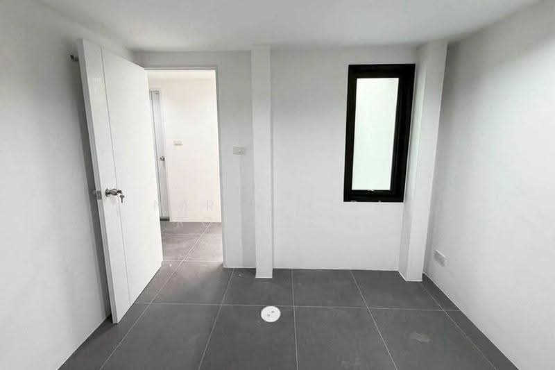 Prominent Place, bangkok, Ramkhamhaeng 24 Alley, Hua Mak, Bang Kapi, Bangkok, 4 Bedrooms, 368 sqm, Townhouse For Rent, by Narinthira Roengrit, 500589935 - DDproperty.com
