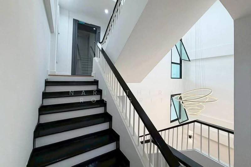 Prominent Place, bangkok, Ramkhamhaeng 24 Alley, Hua Mak, Bang Kapi, Bangkok, 4 Bedrooms, 368 sqm, Townhouse For Rent, by Narinthira Roengrit, 500589935 - DDproperty.com