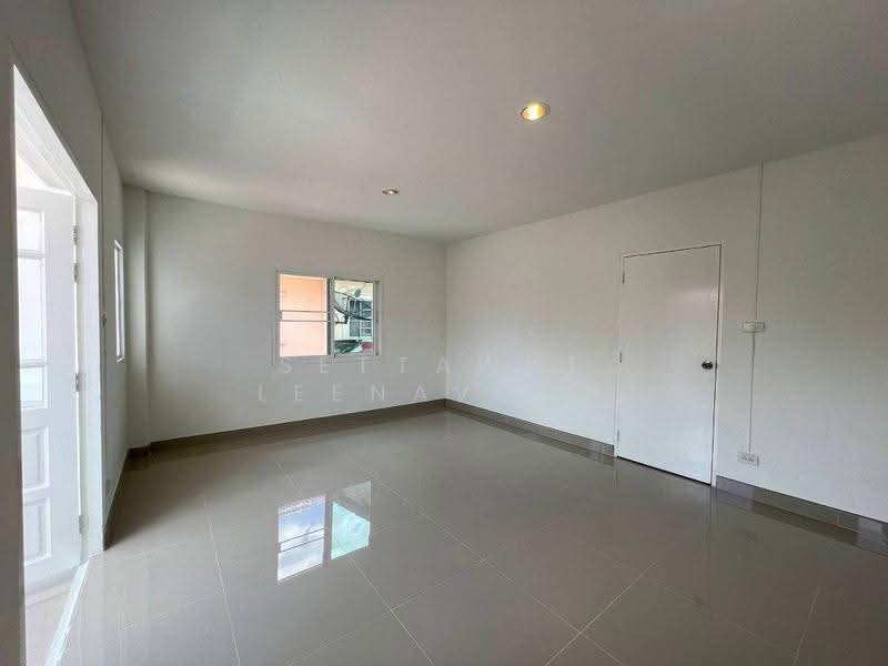 3-BR Townhouse, bangkok, Sam Wa Tawan Tok, Khlong Sam Wa, Bangkok, 3 Bedrooms, 97 sqm, Townhouse For Sale, by Settawut Leenavong, 500589958 - DDproperty.com