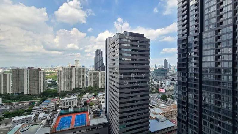 Nue District R9 : นิว ดิสทริค อาร์ 9, กรุงเทพ, 59 ถนนพระราม 9, ห้วยขวาง, กรุงเทพ, 30 ตร.ม., คอนโด ให้เช่า, โดย Thachaya Buanong, 500590060 - DDproperty.com